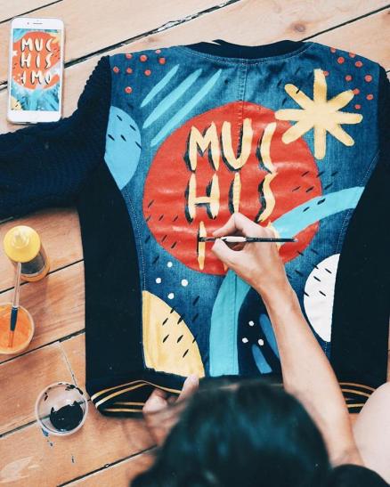 5. Cazadora Desigual (Facebook Coco Dávez)